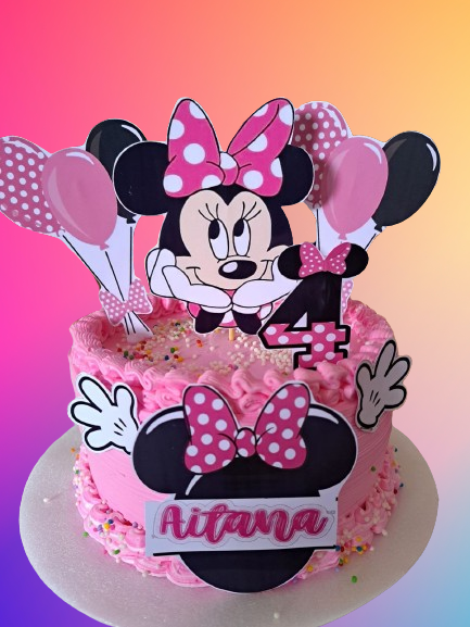 Torta con capas de colores del arcoíris